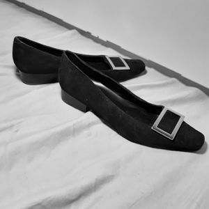 Karen Scott Black Suede Flats size 7m